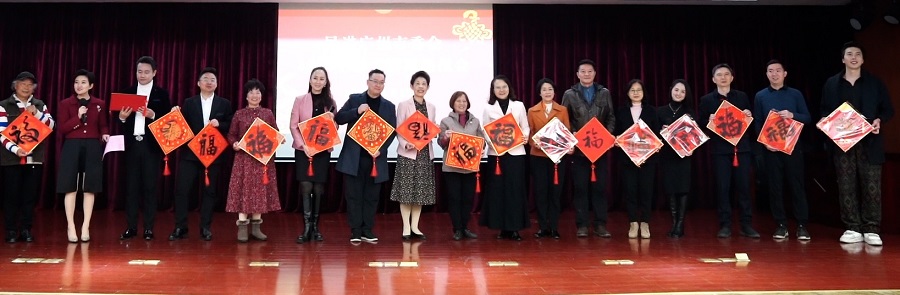 合唱同舟共进.jpg